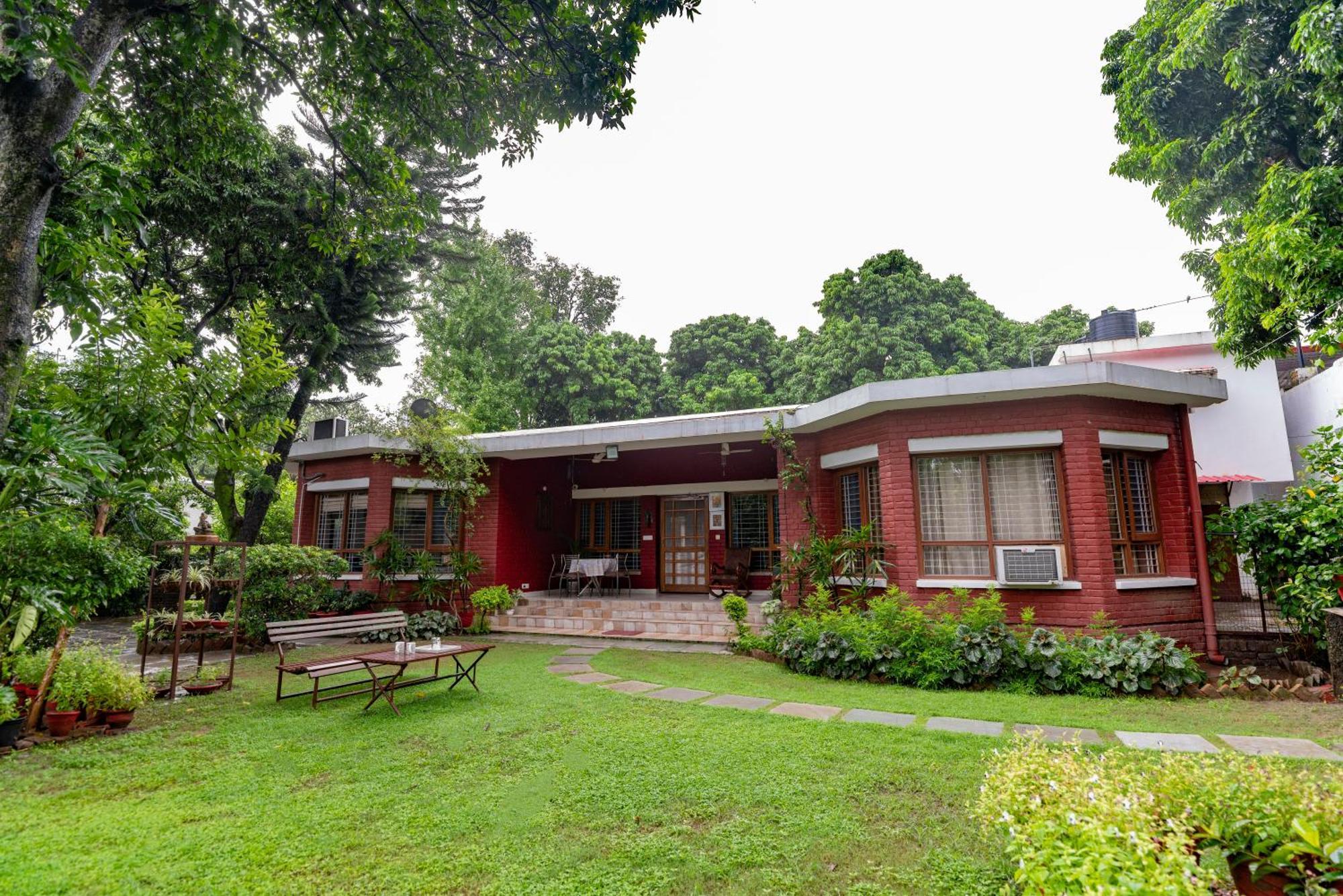 Saffronstays Doon Garden Villa - Near Doon School And Mall Road Dehradun Eksteriør bilde