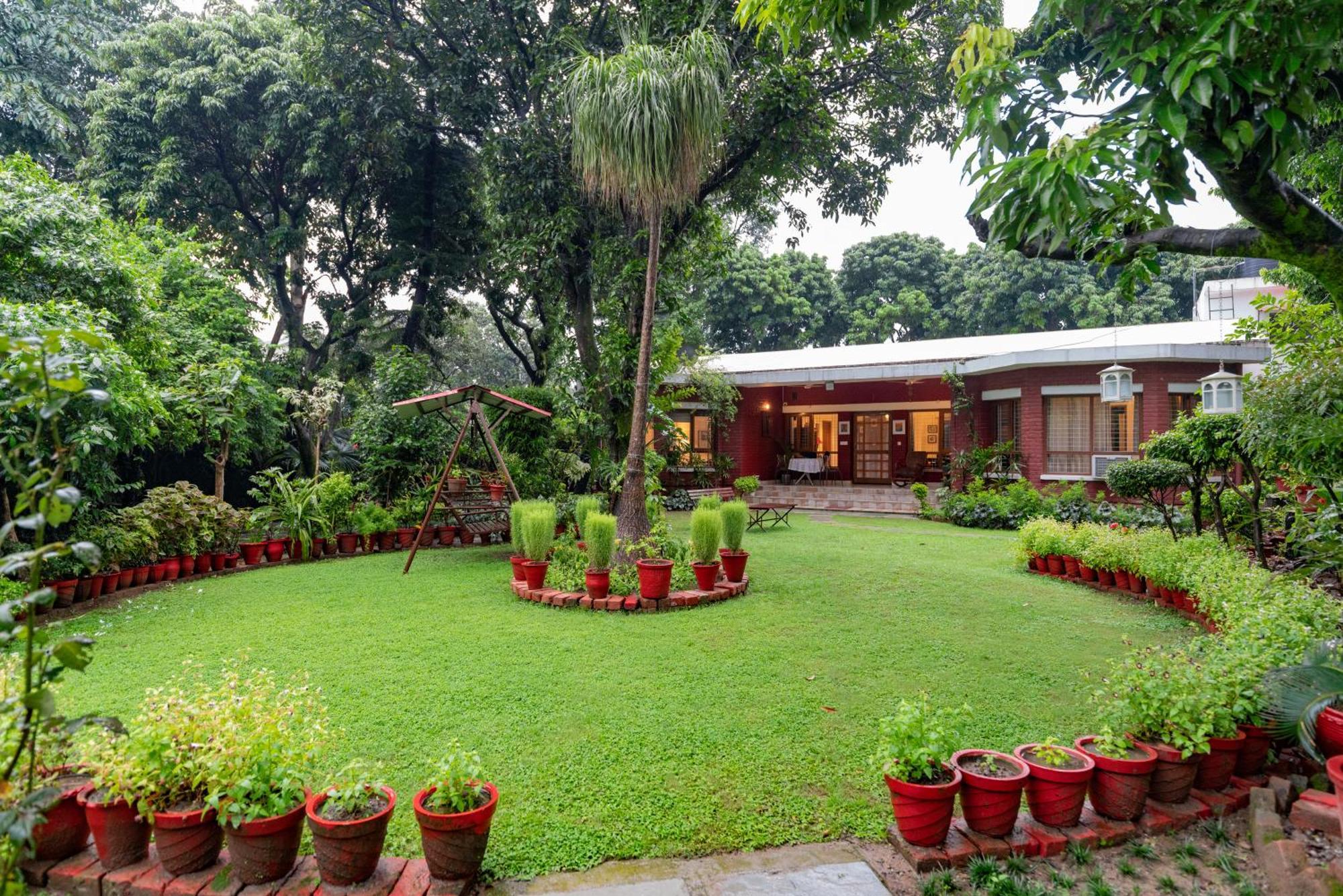 Saffronstays Doon Garden Villa - Near Doon School And Mall Road Dehradun Eksteriør bilde